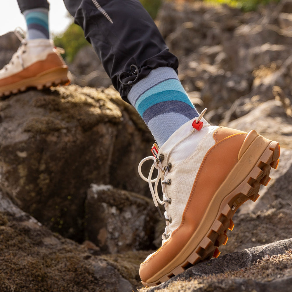 Women's Cairn Lightweight Crew Hiking Sock Sterling Small - Fox River